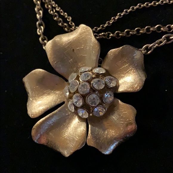Vintage Gold Tone Multi Strand Necklace w/ Flower - Picture 7 of 7